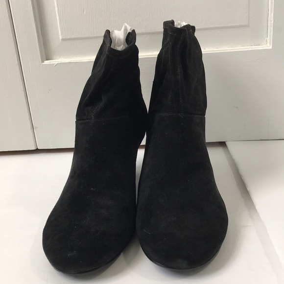 New NINE WEST Black Suede Unlined Leather Heeled Ankle Boots Size 9M - Picture 3 of 5